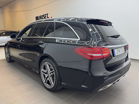 Mercedes-Benz C200 4 of 21