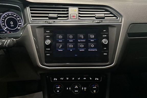 Volkswagen Tiguan Allspace 12 of 25