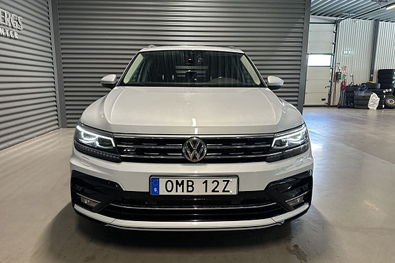 Volkswagen Tiguan Allspace 2 of 5