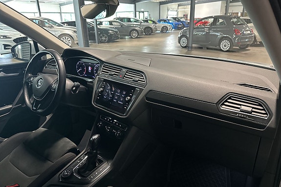 Volkswagen Tiguan Allspace 9 of 25