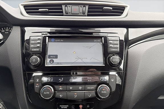 Nissan Qashqai 14 of 17