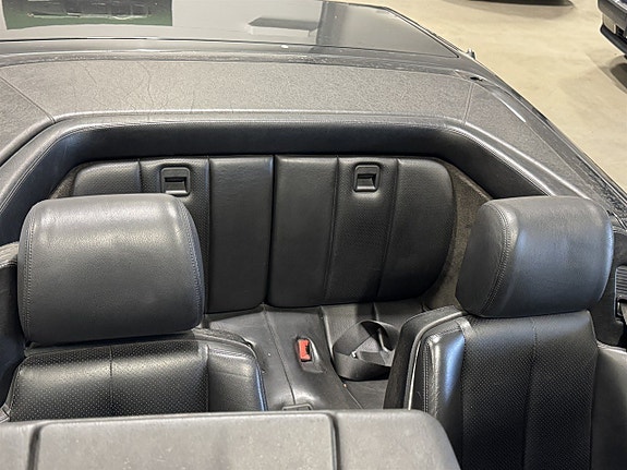 Mercedes-Benz SL500 7 of 15