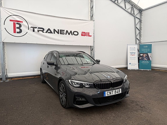 BMW 320 3 of 5