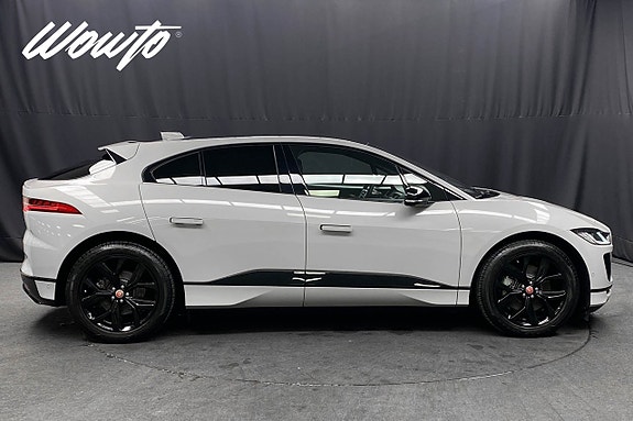 Jaguar I-PACE 3 of 24