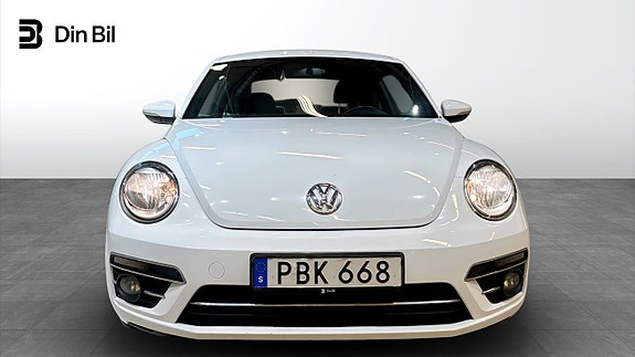 Volkswagen Beetle 4 of 5
