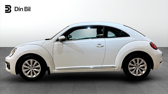 Volkswagen Beetle 2 of 5