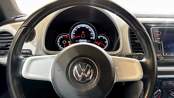 Volkswagen Beetle 16 of 17