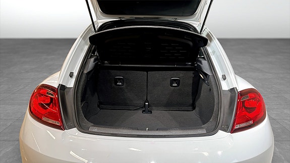 Volkswagen Beetle 12 of 17