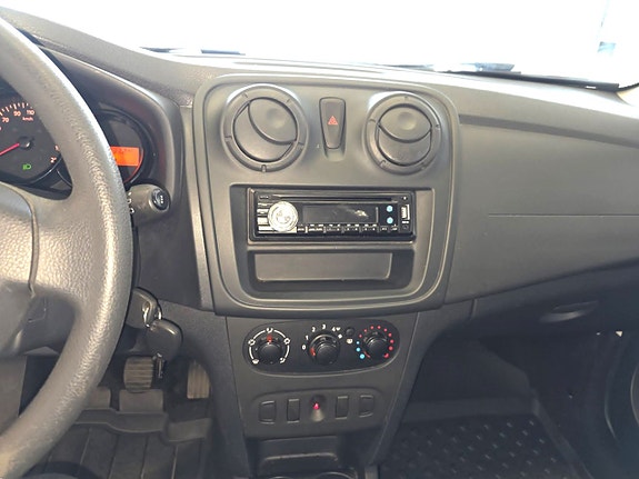 Dacia Sandero 11 of 20