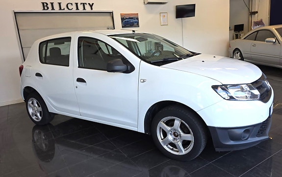 Dacia Sandero 5 of 5