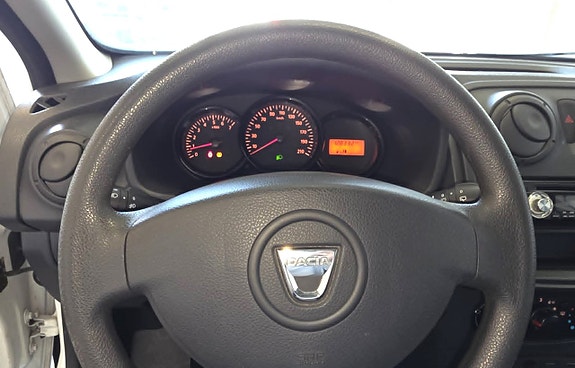 Dacia Sandero 16 of 20