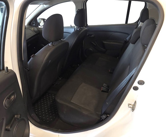 Dacia Sandero 14 of 20
