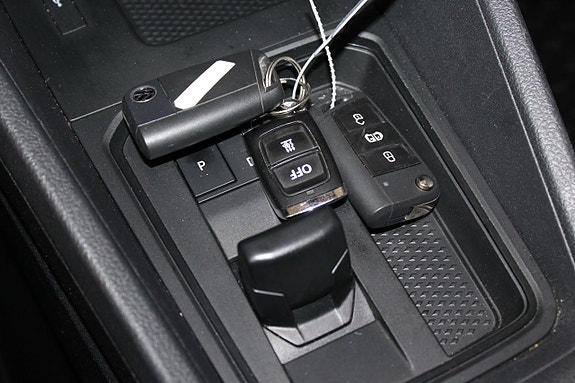 Volkswagen Caddy 24 of 30
