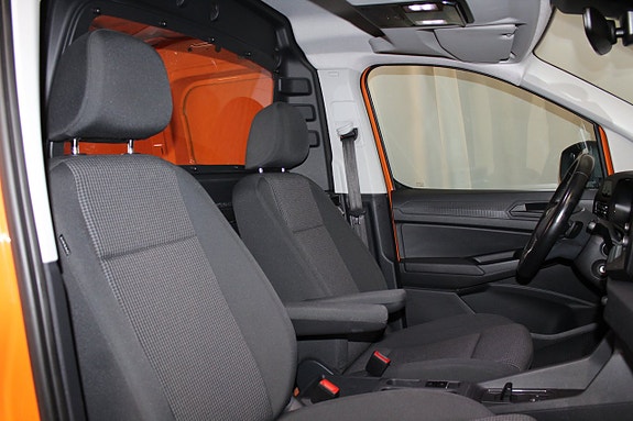 Volkswagen Caddy 18 of 30