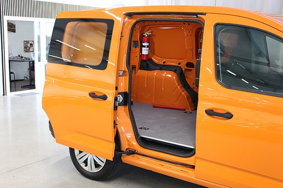 Volkswagen Caddy 13 of 30