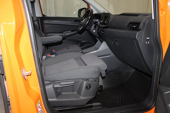 Volkswagen Caddy 16 of 30