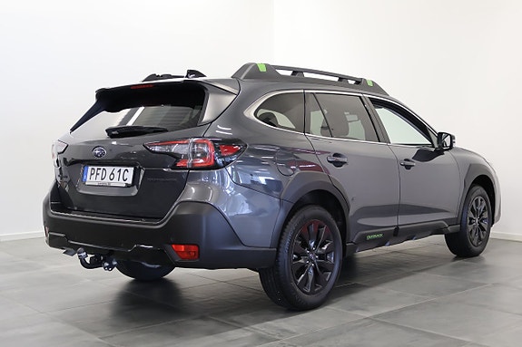 Subaru Outback 3 of 5