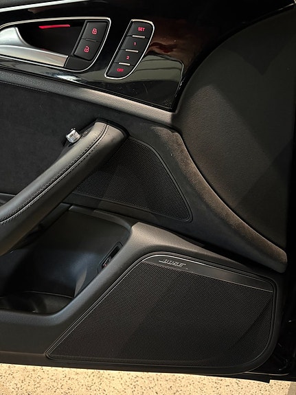 Audi S6 18 of 19