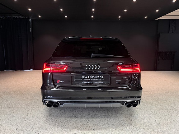 Audi S6 7 of 19