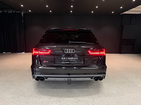 Audi S6 8 of 19