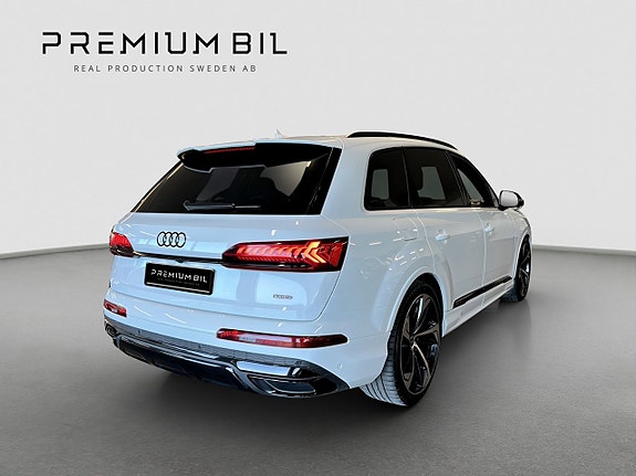 Audi Q7 5 of 5