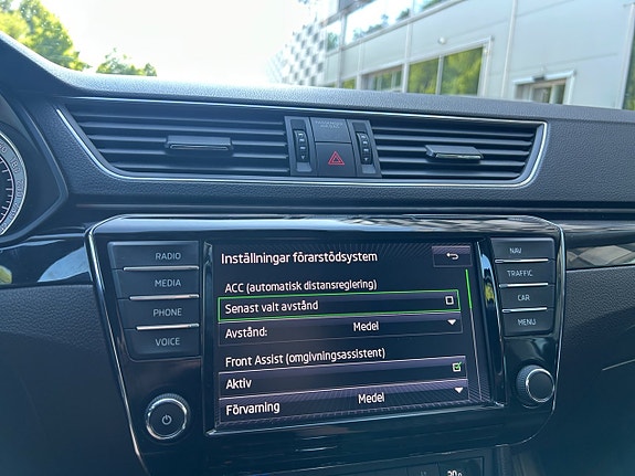 Skoda Superb 25 of 30
