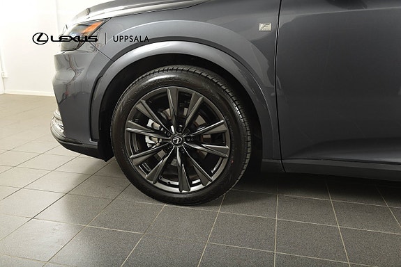 Lexus RX450h+ 23 of 30
