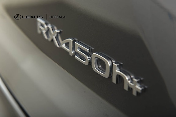 Lexus RX450h+ 27 of 30