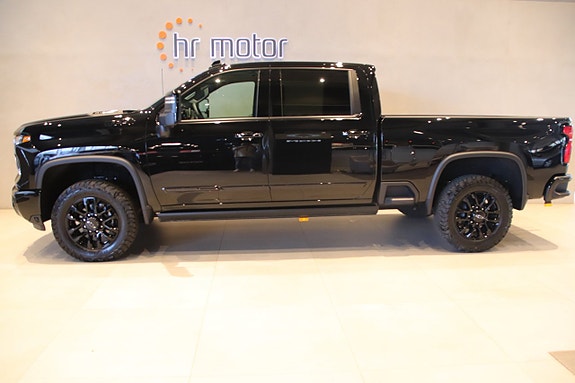 Chevrolet Silverado 2500 27 of 30