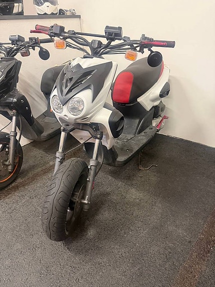 Yamaha Slider Naked  2takt