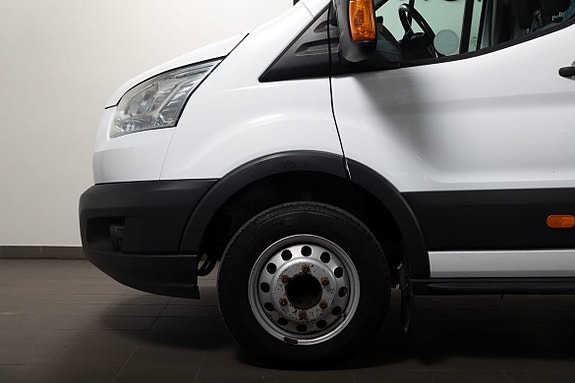 Ford Transit 4 of 5