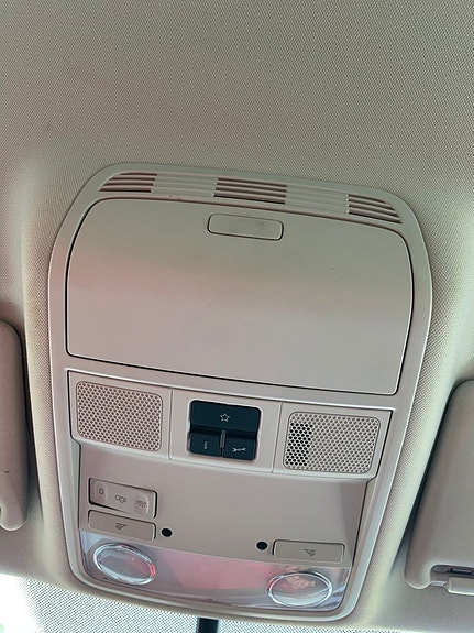Volkswagen Passat 14 of 26