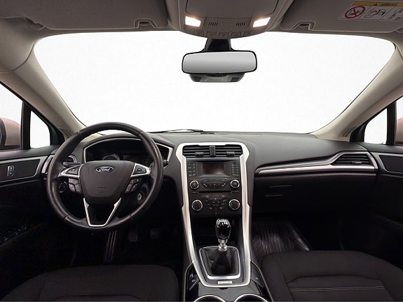 Ford Mondeo 12 of 27