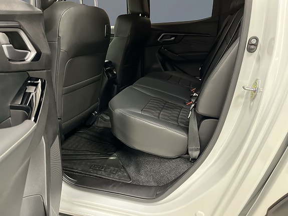 Isuzu D-max 7 of 12