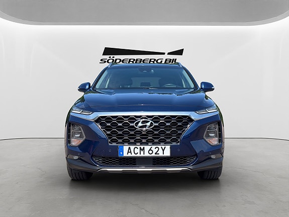 Hyundai Santa Fe 2 of 30