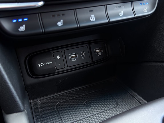 Hyundai Santa Fe 23 of 30