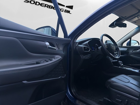 Hyundai Santa Fe 5 of 30