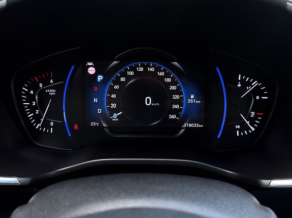 Hyundai Santa Fe 15 of 30