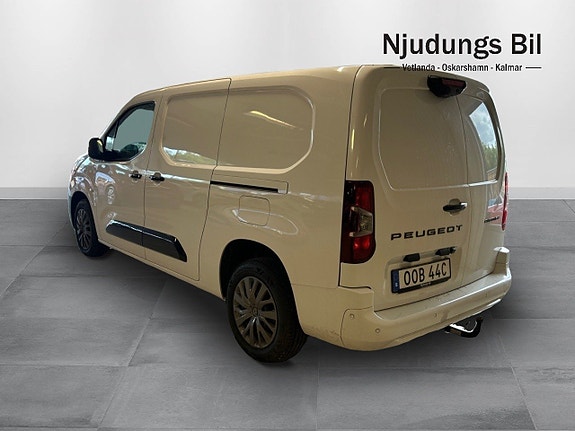 Peugeot Partner 2 of 5