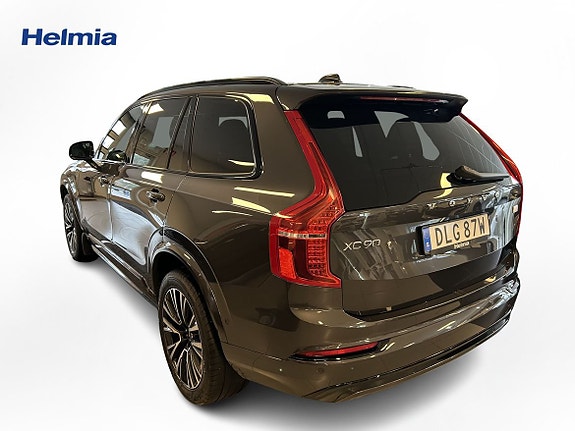 Volvo XC90 4 of 5