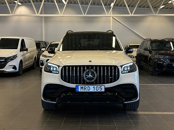 Mercedes-Benz GLS350 d 2 of 30