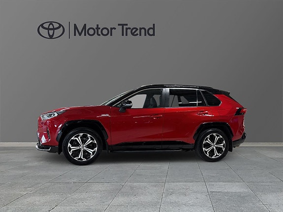 Toyota RAV4 3 of 5
