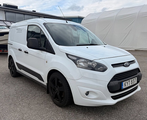 Ford Transit Connect 4 of 5