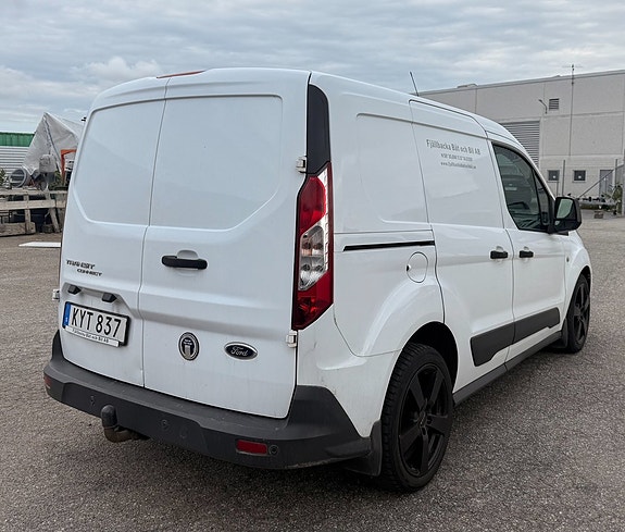 Ford Transit Connect 3 of 5