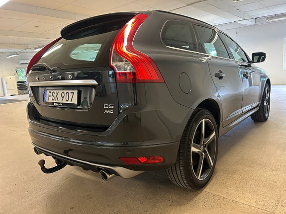 Volvo XC60 4 of 23