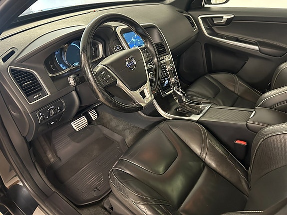 Volvo XC60 7 of 23