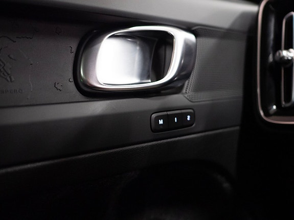 Volvo C40 10 of 16