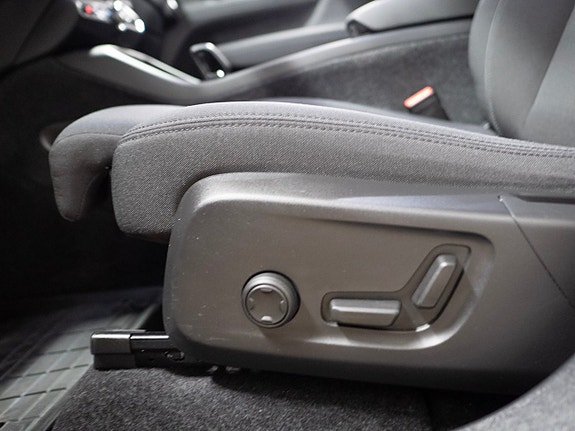 Volvo C40 6 of 16