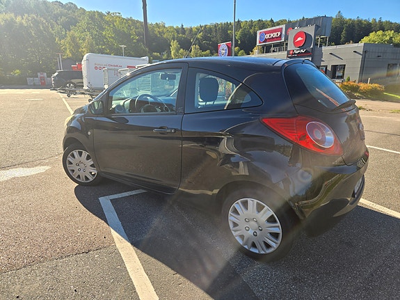 Ford Ka 4 of 5