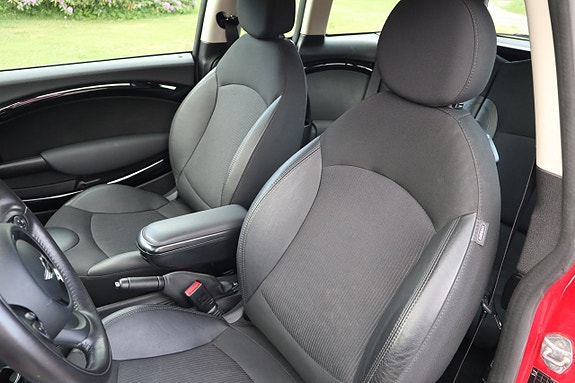 MINI Clubman One 10 of 18